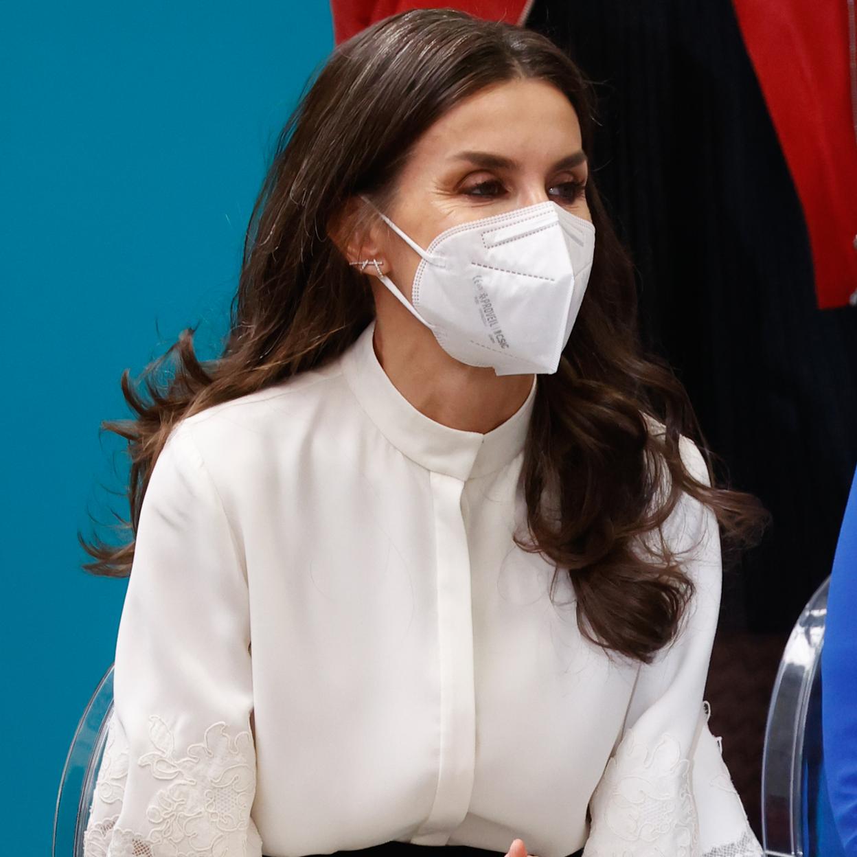 Pincha en la imagen para ver los looks más importantes de la Reina Letizia. 