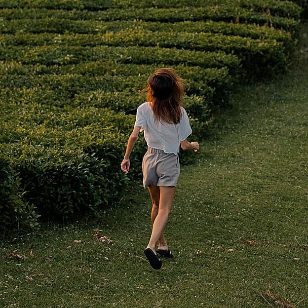 Existe un app que te da dinero por caminar mientras te pones en forma, reduces grasa y quemas calorías