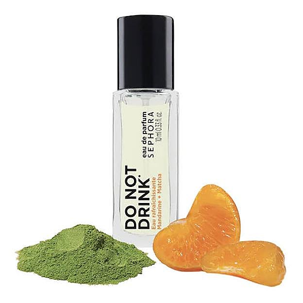 El agua refrescante Do Not Drink de Mandarina + Matcha, de Sephora Collection