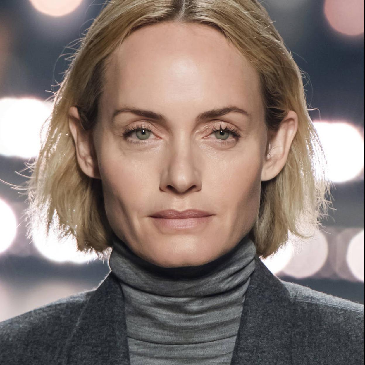 Pincha en la imagen para ver Parches para ojos y labios, el remedio antiedad extra para prevenir las arrugas finas que más envejecen el rostro