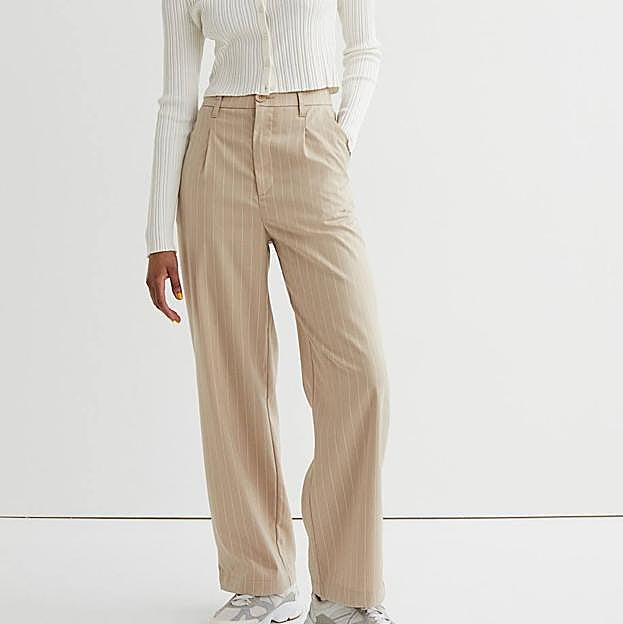 Imagen principal - Los pantalones más cómodos y elegantes de la temporada son estos de vestir que tienen un precio baratísimo y vienen en 6 colores