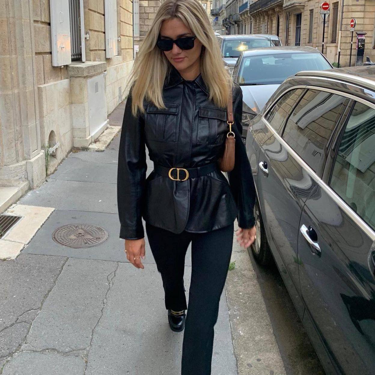 Pincha en la imagen para ver ¡Alerta tendencia! La chaqueta varsity que llevó Lady Di es la que vas a llevar sí o sí ahora y en primavera (y estas son las más bonitas del low cost)