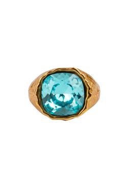 Imagen secundaria 2 - Los complementos a todo color y tendencia que van a mejorar tus looks de primavera son estos anillos que llevaste cuando eras niña