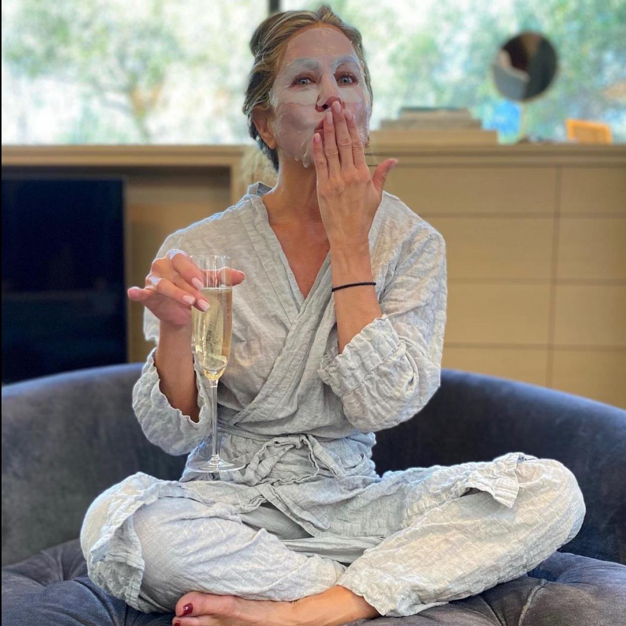 Pincha en la foto para ver más parches para ojos y labios, el remedio antiedad extra para prevenir las arrugas finas que más envejecen el rostro