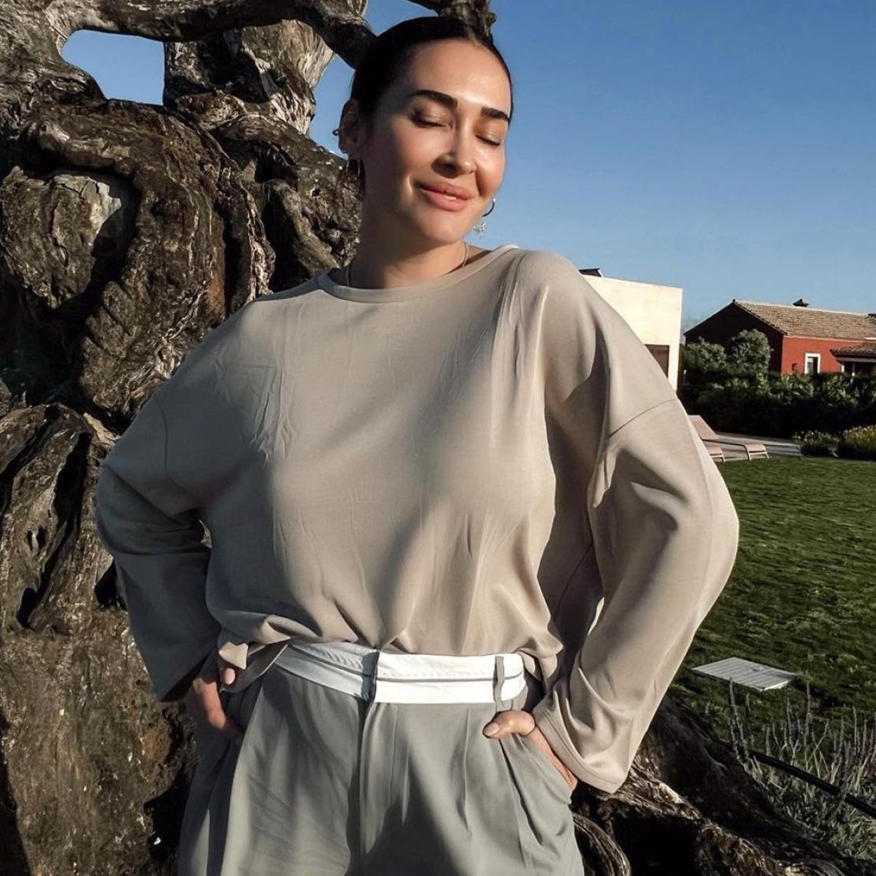 Pincha en la imagen para descubrir los otros básicos que te vas a poner toda la temporada y que te puedes comprar por menos de 20 euros.