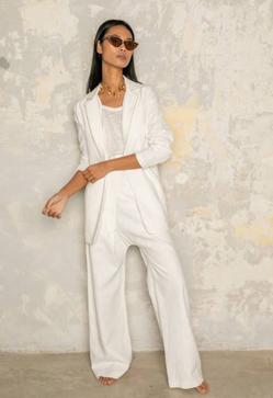 Imagen secundaria 2 - Los trajes blancos de Zara, El Corte Inglés y Bo Star