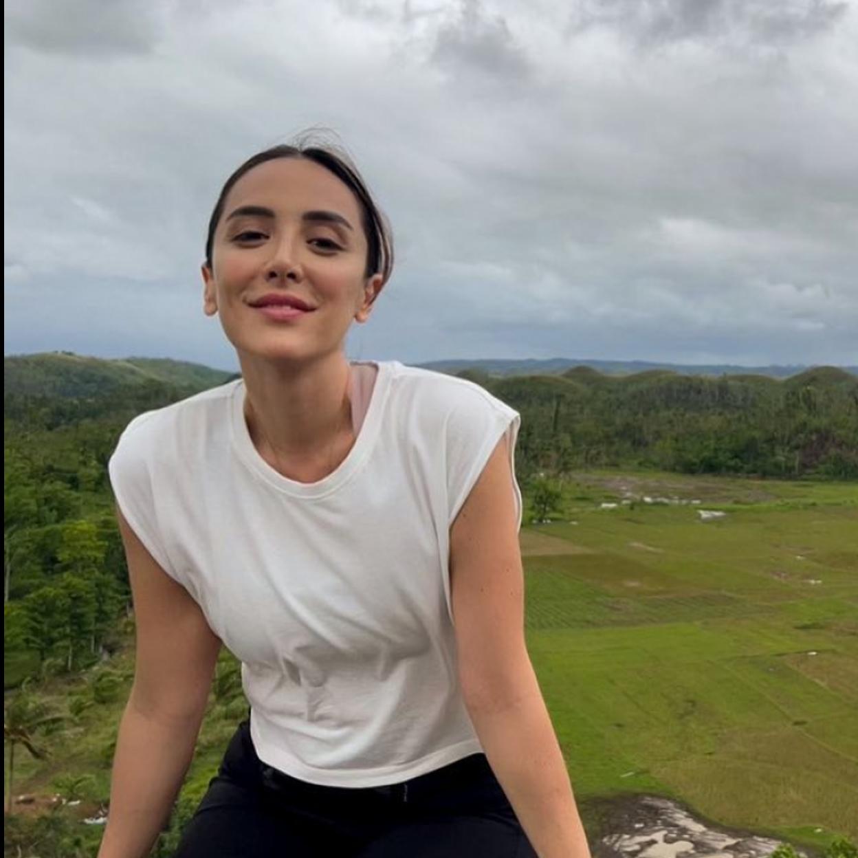 Pincha en la imagen para ver los vestidos de flores que necesitas para apuntarte a la tendencia estrella de la primavera y dar con tu look favorito de la temporada.