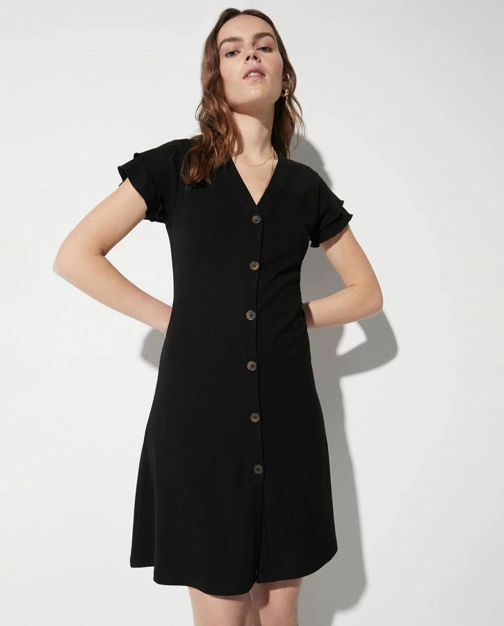 Este de El Corte Inglés está disponible en negro y en rojo