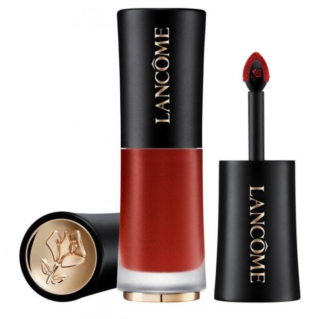 Tinte labial semi mate que no se seca y que brinda un color de labios ultrapigmentado, liviano pero de larga duración. Precio: 22,45 euros en Primor (precio habitual: 37,50 euros).