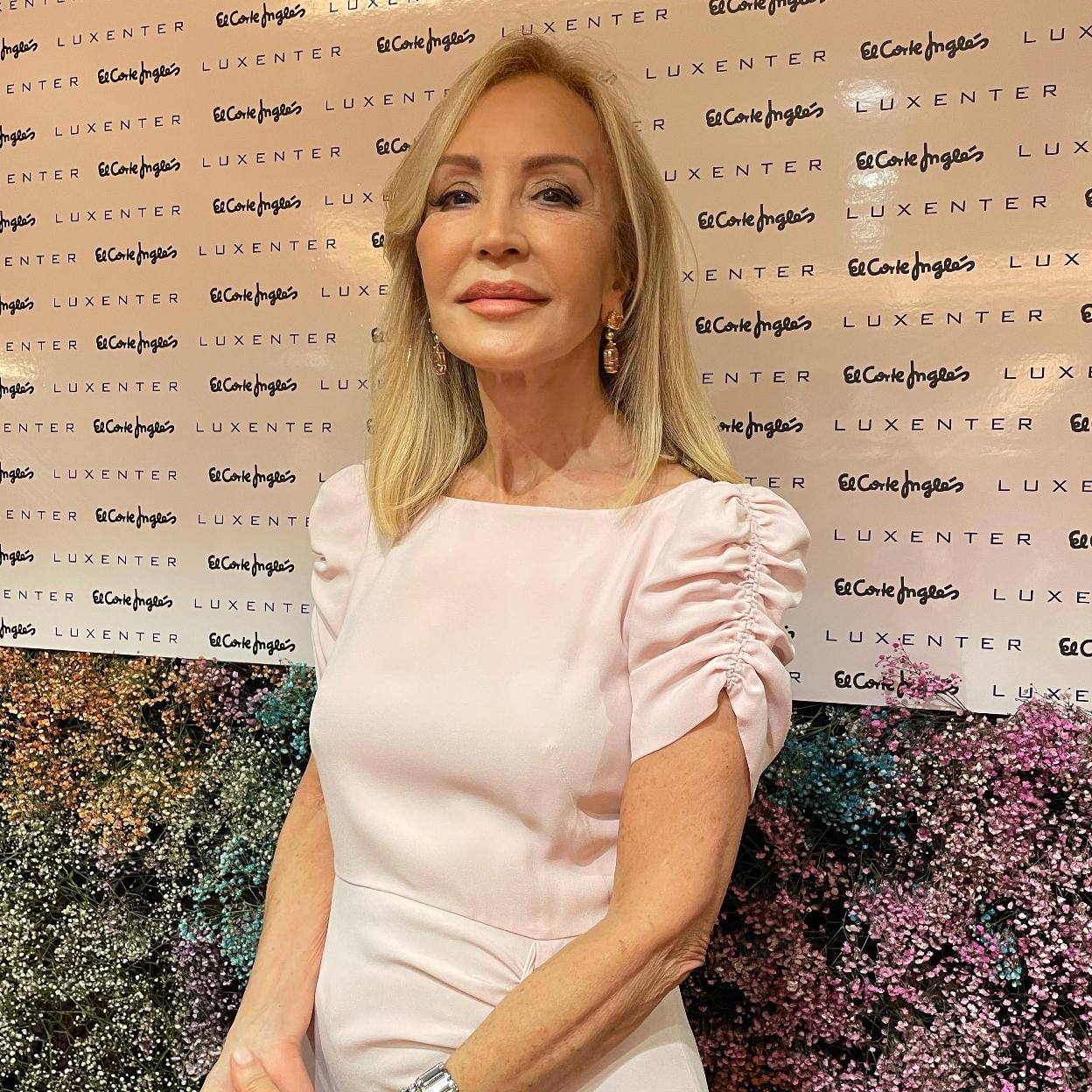 Pincha en la imagen para ver los vestidos rosas más bonitos para todos los estilos.