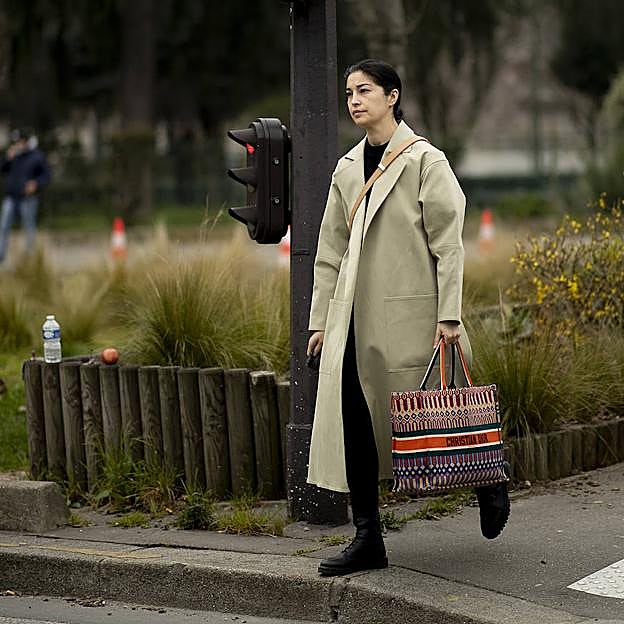 Sfera tiene los bolsos rústicos más prácticos y baratos para que esta temporada no tengas problemas de espacio