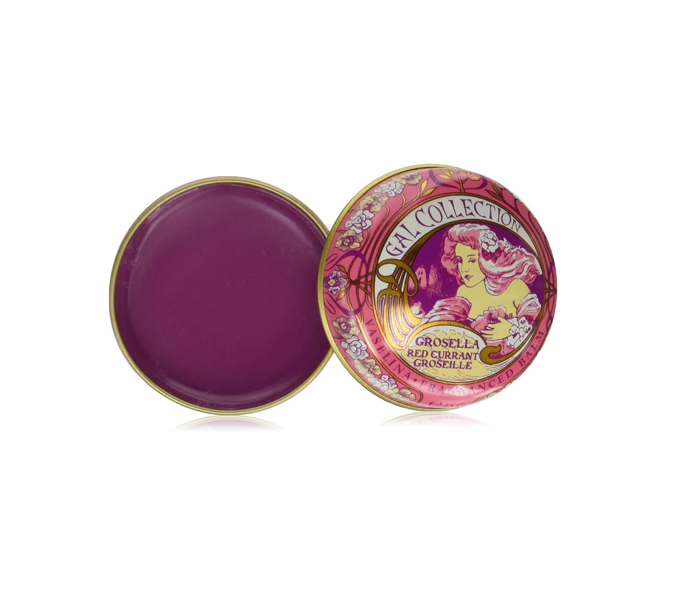 De igual fama es la mítica vaselina de aires vintage y aromas deliciosos que nuestras abuelas siempre, siempre, llevaban en su bolso. Su olor a grosella enamora y su tarro vintage es un flechazo. Pero lo mejor de todo es que hidrata muchísimo los labios secos y cortados, y deja un colorcito jugoso que pone buena cara al instante.  (3,84 euros) .