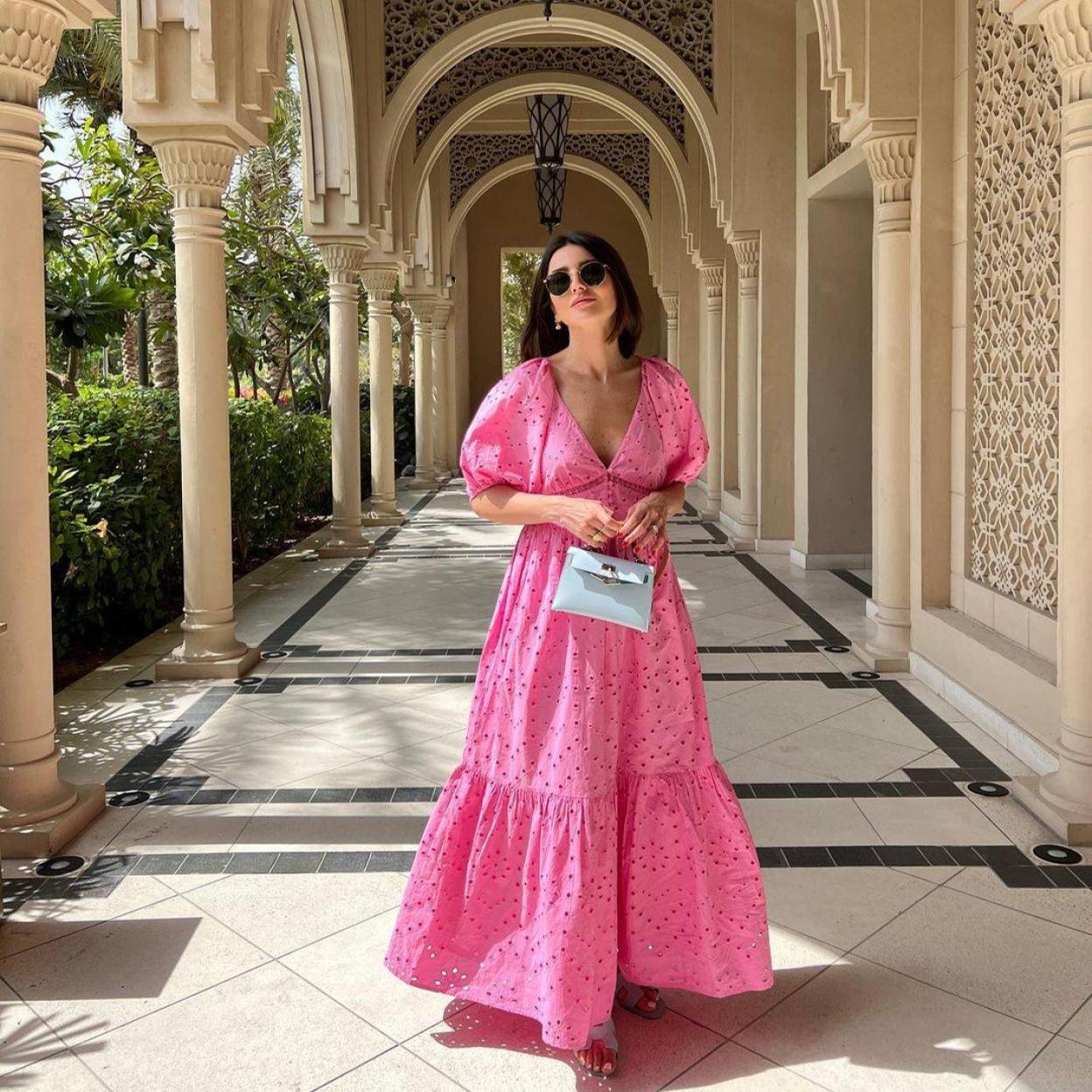 Pincha en la imagen para ver Los vestidos camiseros (baratos y muy ponibles) que van a conquistar a las mujeres mayores de 50 porque son súper rejuvenecedores