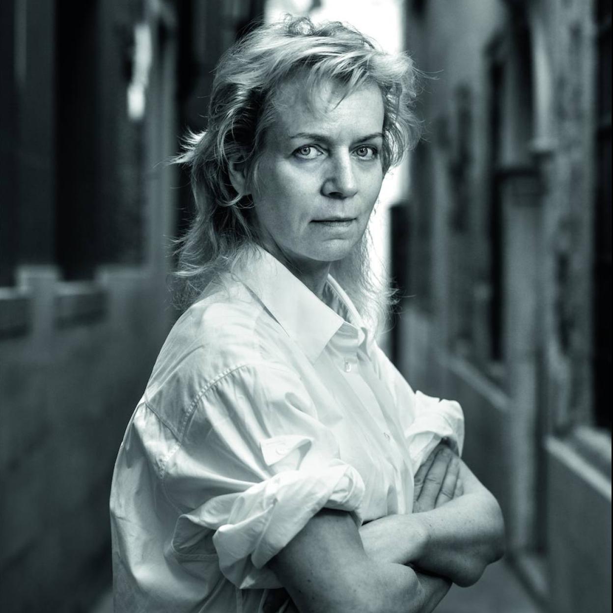 La artista Katharina Grosse