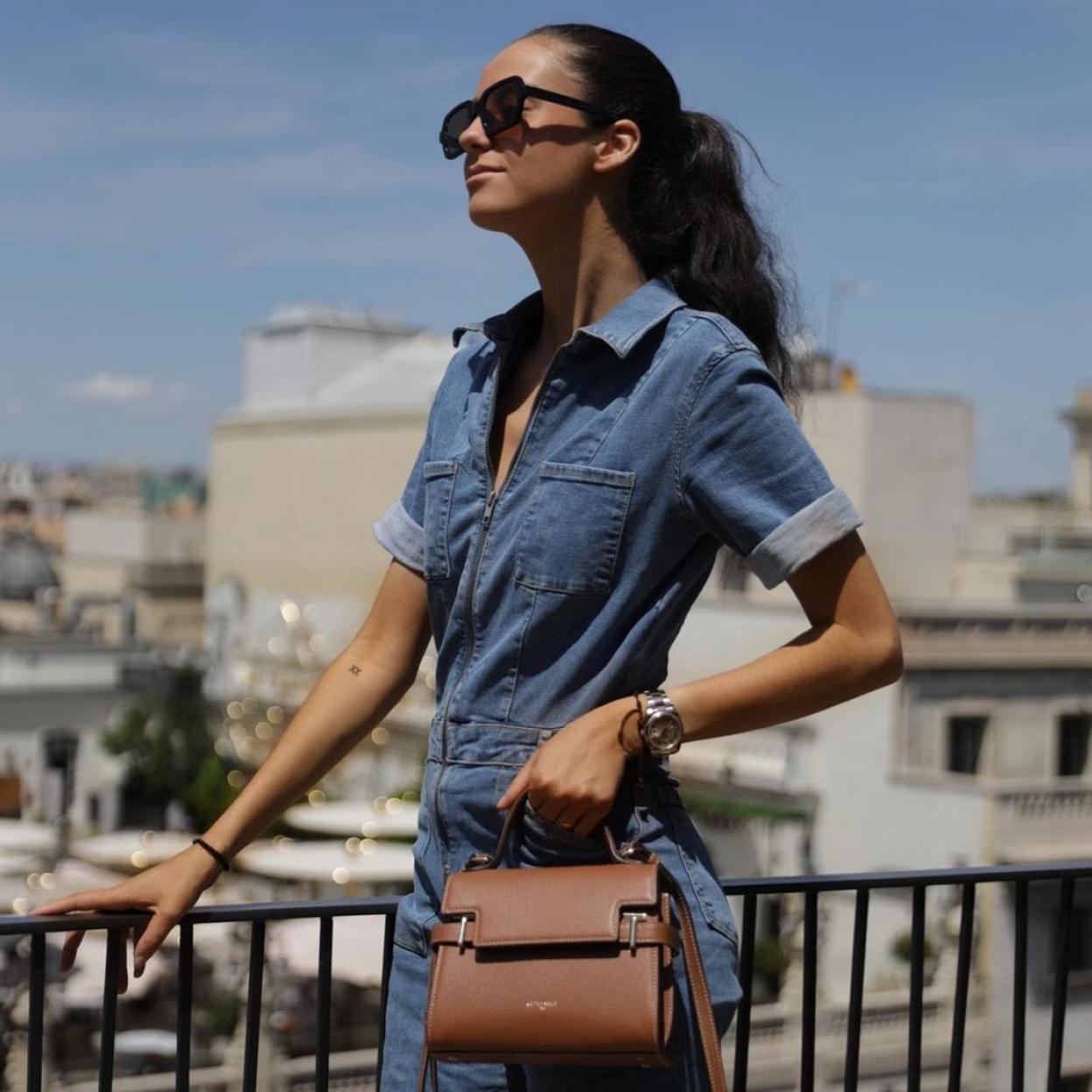 Pincha en la imagen para ver los vaqueros cómodos de H&M que mejor sientan y cuestan menos de 25 euros. 