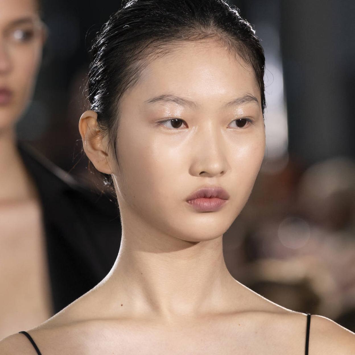 Pincha en la imagen para ver Los tratamientos coreanos antiedad mejor valorados por su eficacia para alisar arrugas, corregir manchas y reafirmar de forma drástica