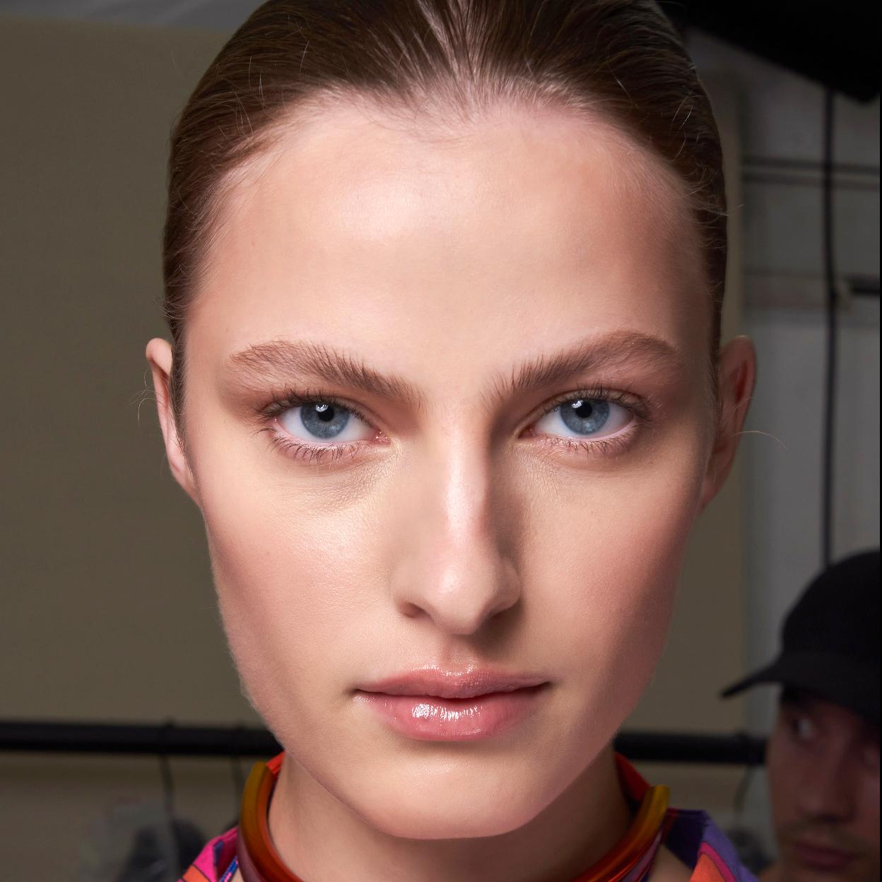 Este sérum antiedad tiene un alto poder antioxidante para eliminar manchas y prevenir arrugas en dos semanas