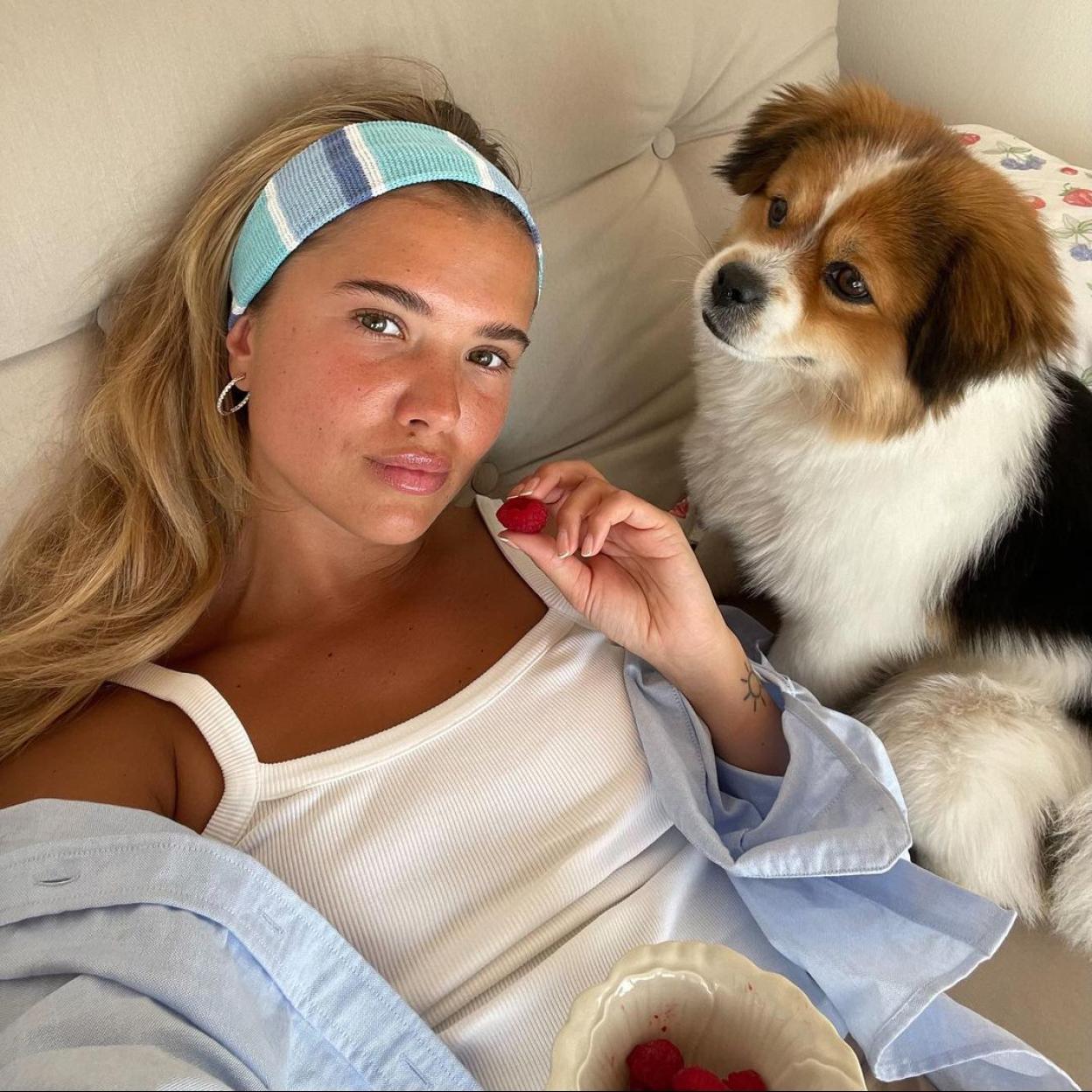 Clean look: cómo conseguir el maquillaje invisible y fácil que quita 10 años al instante