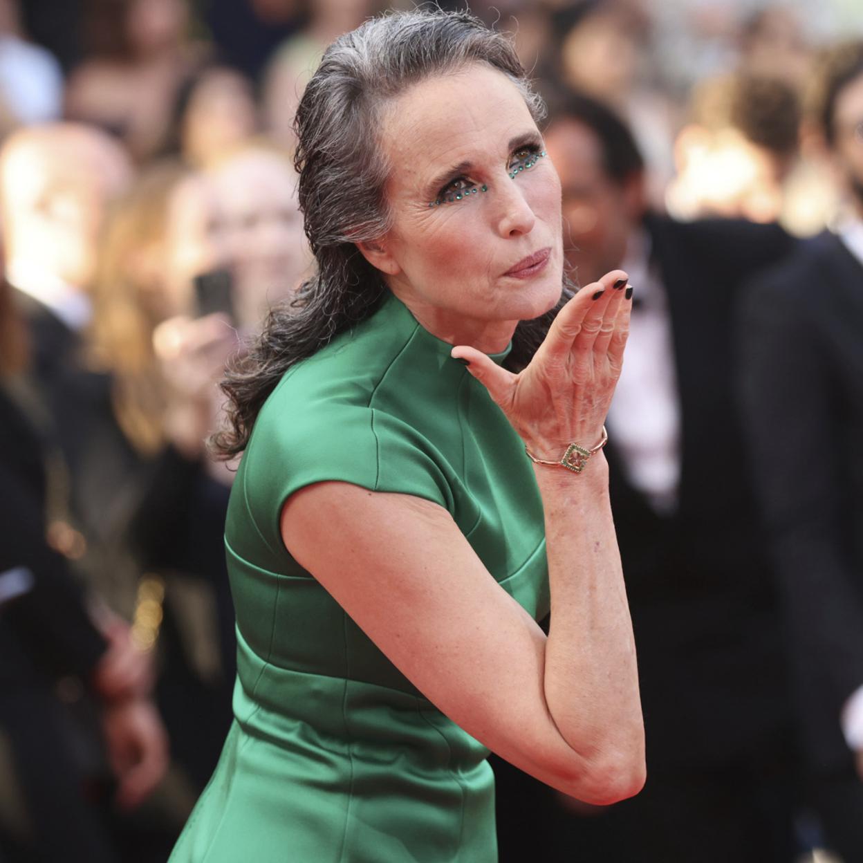 La actriz Andie Macdowell en la clausura del Festival de Cannes 2022.