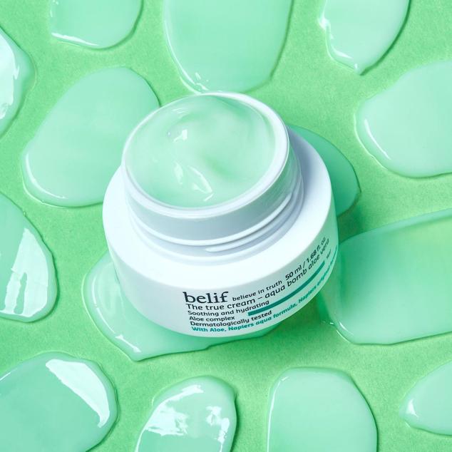 Aqua Bomb Aloe Vera de Belif hidrata intensamente y calma la piel al instante