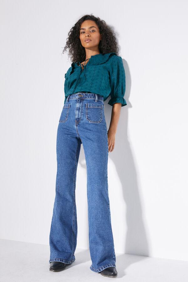 Vaqueros de tiro alto de estilo wide leg  (29,99 euros)