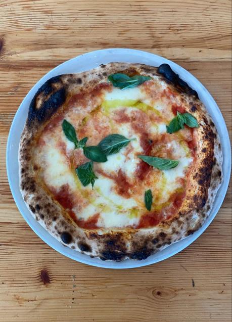 Imagen - La pizza margarita de Can Pizza, una de sus muchas delicias. / CAN PIZZA