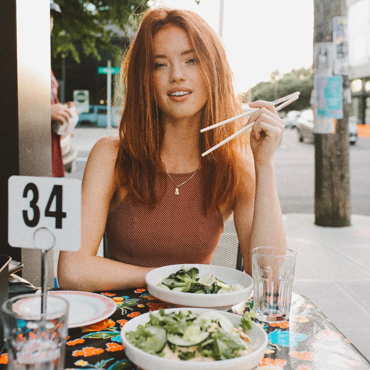 Pincha en la imagen para conocer los mejores alimentos para adelgazar. 