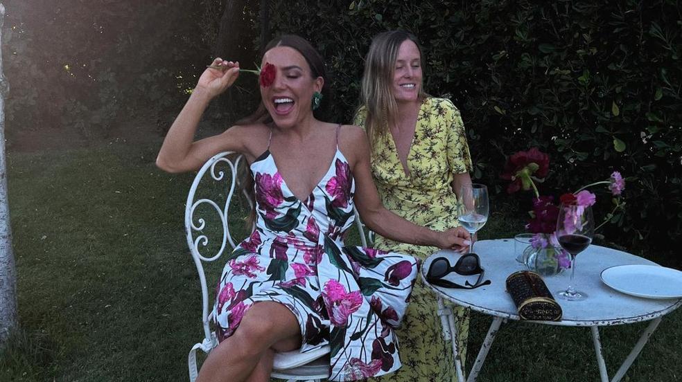 11 básicos preciosos que sientan de maravilla a las bajitas porque estilizan y te hacen parecer más alta