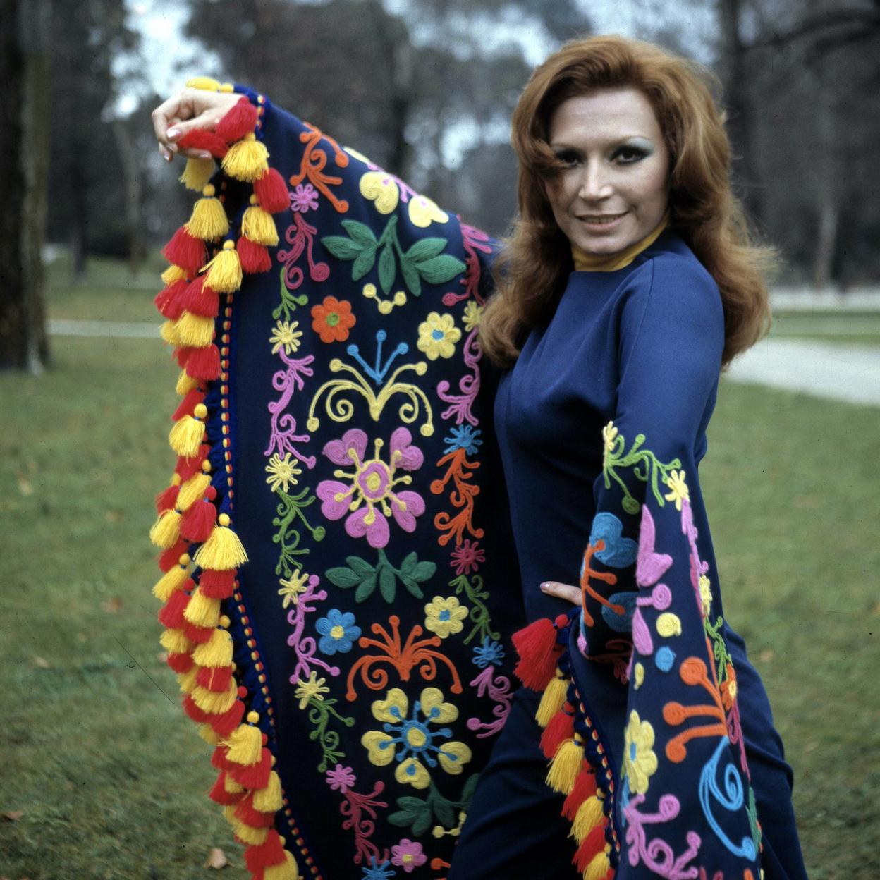 Rocío Jurado revolucionó el mundo de la copla con su estilo sexy y setentero. 