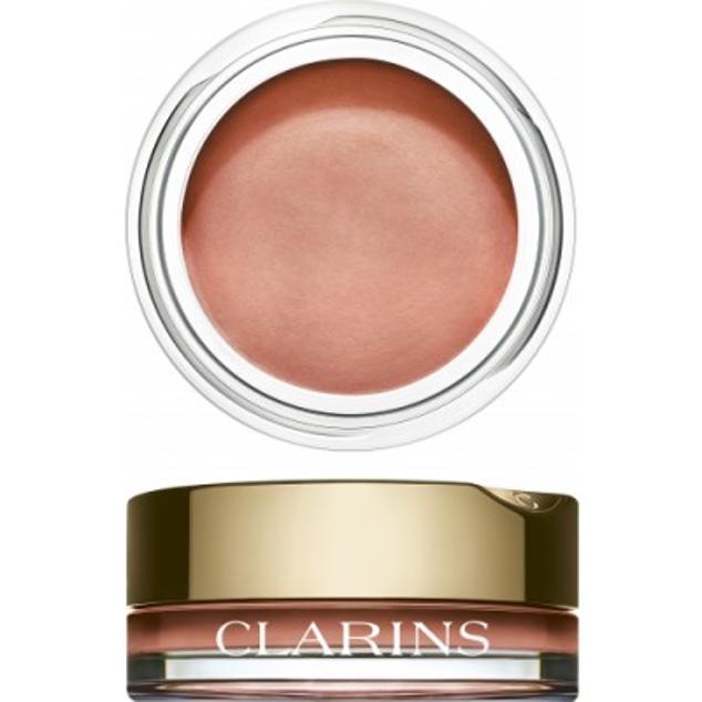 Las sombras Mono Eyeshadow de la firma francesa están disponibles en una amplia variedad de tonos y en formato mate y glitter. Su tono Glossy Coral es un coral anaranjado, de larga duración, que es apto hasta para los ojos más sensibles y que favorece a todo tipo de pieles. (27,75 euros) 