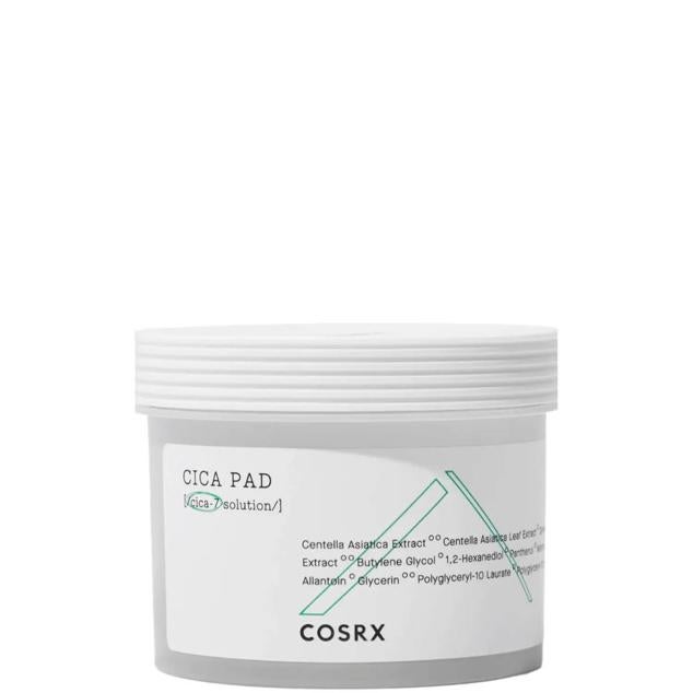 Unas almohadillas que alivian y revitalizan la piel estresada y fatigada actuando a la vez como tónico y mascarilla y con efecto refrescante descongestivo y energizante. Mezcla siete formas de centella asiática de alto y bajo peso molecular para hidratar y regenerar la piel, ayudándose del ácido hialurónico rellenador y tersor, la menta antirrojeces y promotora de la microcirculación y el pantenol acondicionador e hidratante.