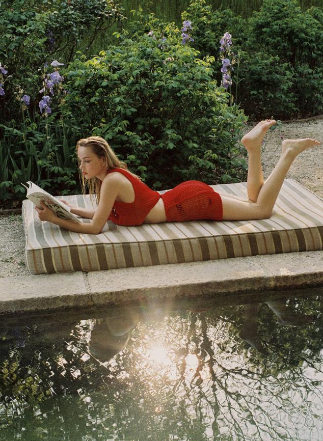 Top y falda de Prada.