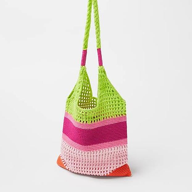 Imagen principal - Estos bolsos le darán un toque alegre a todos tus conjuntos