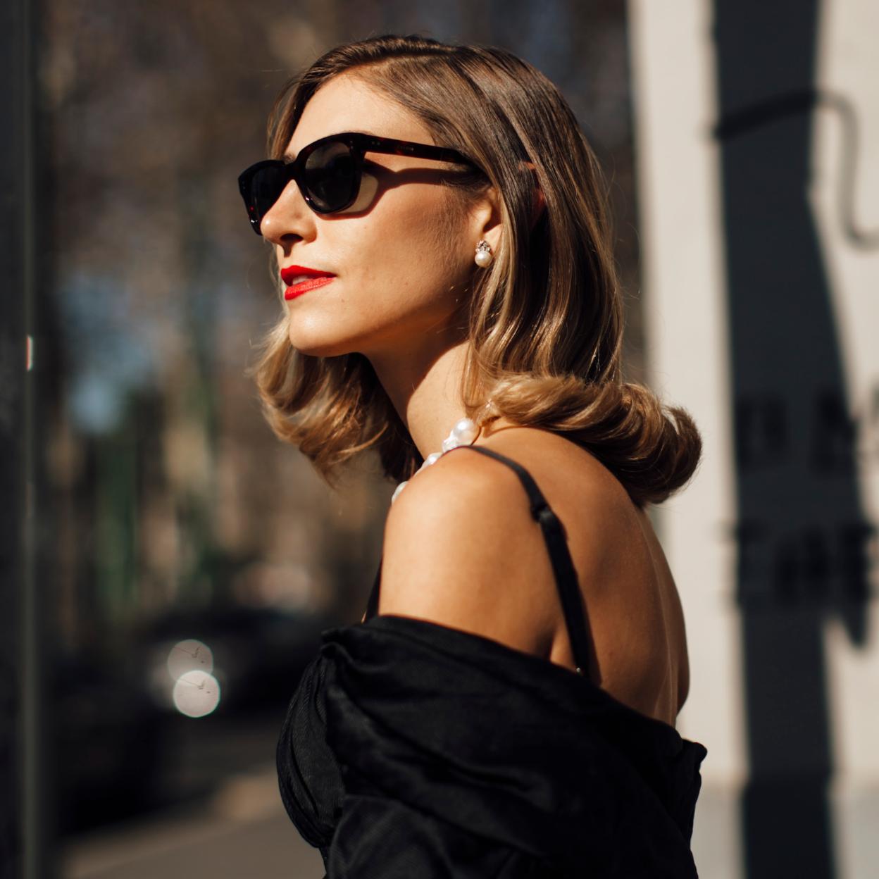 Esta emulsión ligerísima con protección solar 50 se agota sin parar por su poder antiedad y su acabado no graso