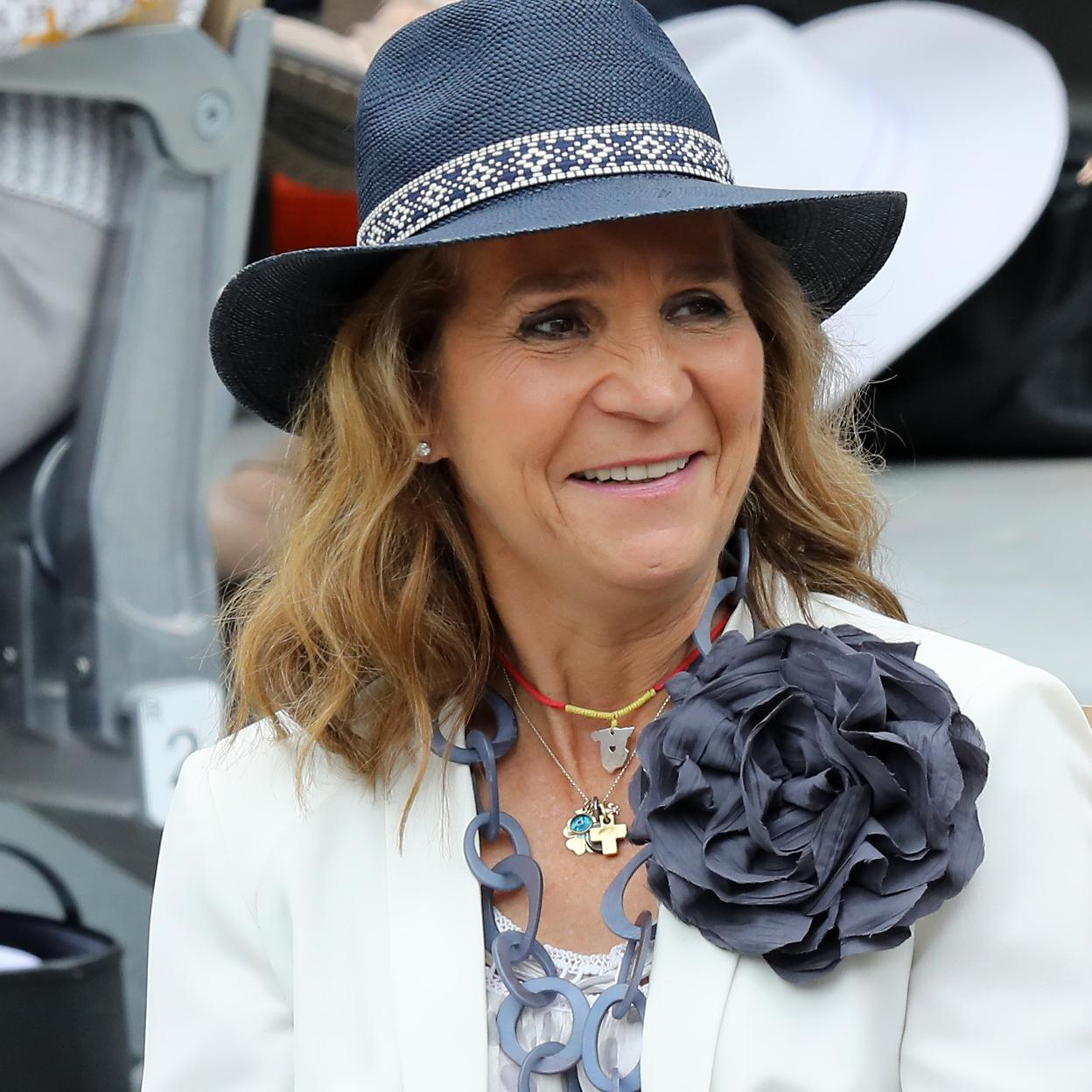 La infanta Elena de Borbón es considerada la heredera de la identidad familiar fijada por su padre, el rey emérito Juan Carlos. 