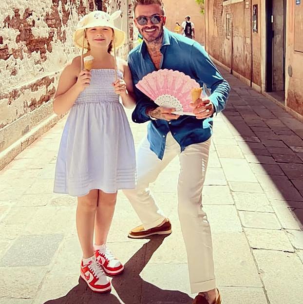 Imagen principal - Harper y David Beckham en Italia.