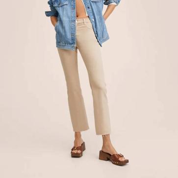 Imagen secundaria 1 - Estos vaqueros bootcut sientan de maravilla