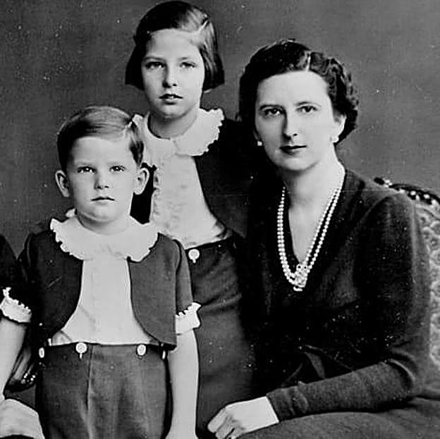 La trágica historia de amor de Juana de Saboya, madre del rey Simeón de Bulgaria: amenazó con meterse en un convento si no la dejaban casarse y salvó a miles de judíos de los nazis