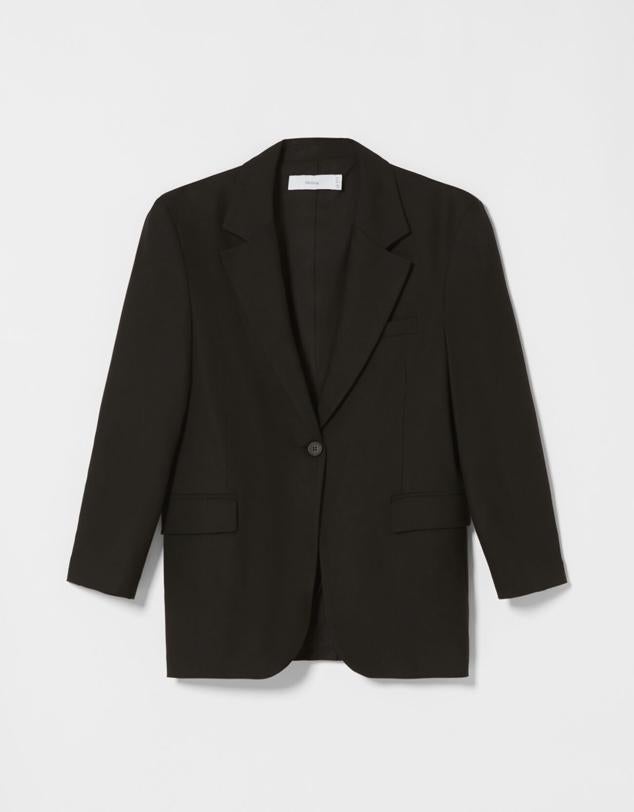 En su versión masculina y más sobria. El negro hace que puedas lucirla en cualquier situación. Precio rebajado: 19,99 €. 