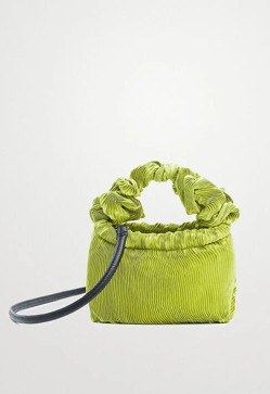 Imagen secundaria 2 - Tenemos la copia barata del bolso de Úrsula Corberó que ha causado furor en Instagram (y cuesta menos de diez euros)