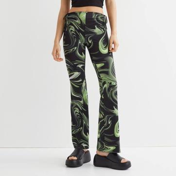 Imagen secundaria 1 - Estos pantalones estampados son los más cómodos y favorecedores del low cost