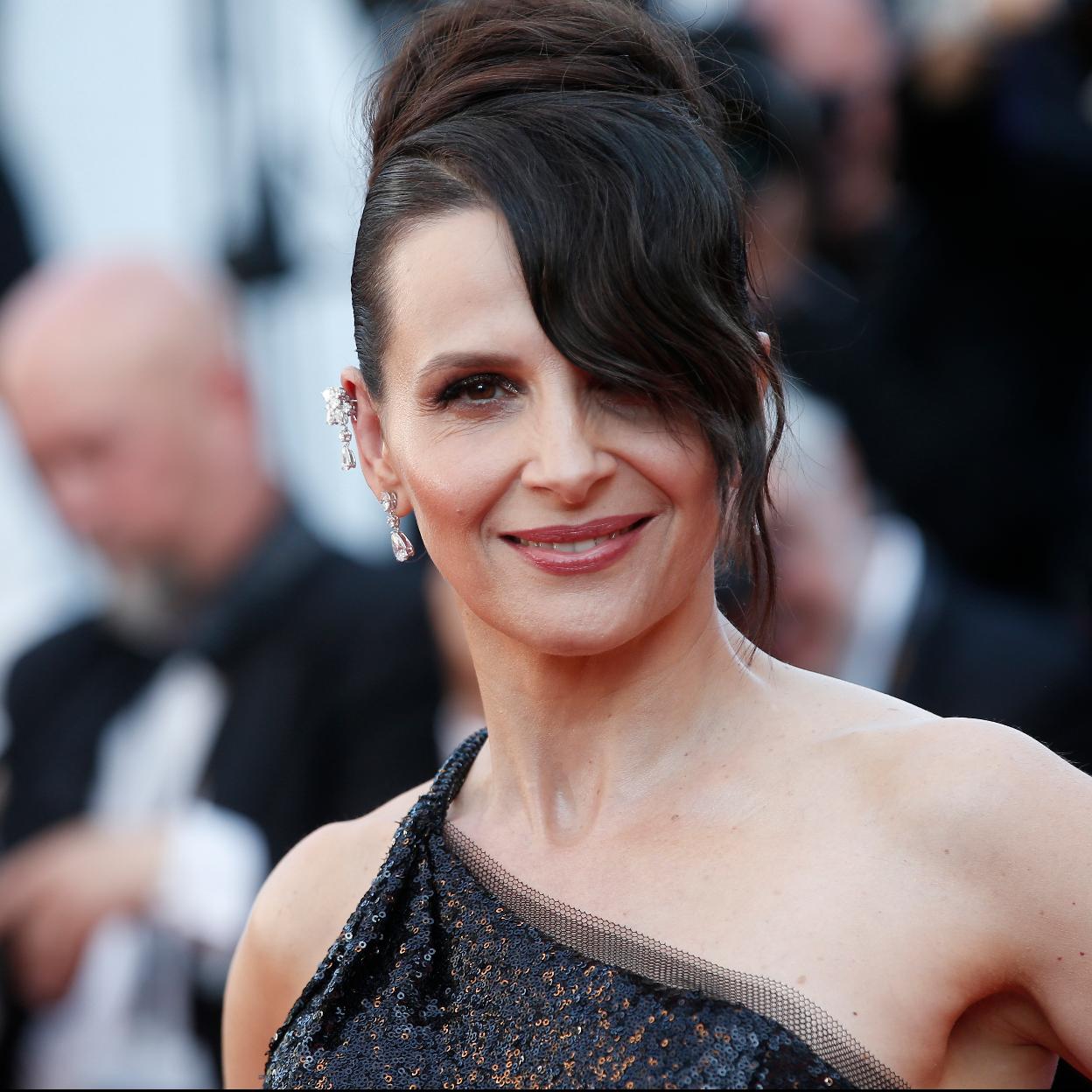 Los flequillos ladeados ya han protagonizado las alfombras rojas.