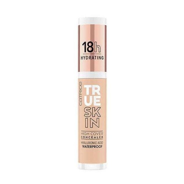 True Skin High Cover Concealer de Catrice es un corrector super low cost con una fórmula resistente al agua y roces, que proporciona una hidratación durante 18 horas gracias a estar enriquecido con ácido hialurónico y combina la más alta cobertura con una textura ligera que lo hace imperceptible una vez aplicado. Además, tiene un acabado muy luminoso, natural, saludable y no genera pliegues. Cómpralo aquí