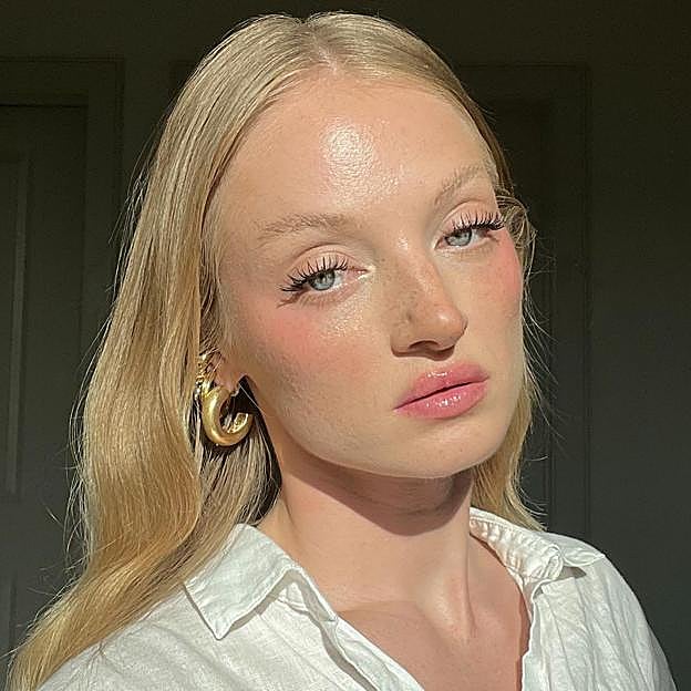 Esta es la mascarilla más barata y eficaz para rejuvenecer el rostro: deja la piel lisa y suave en 10 minutos