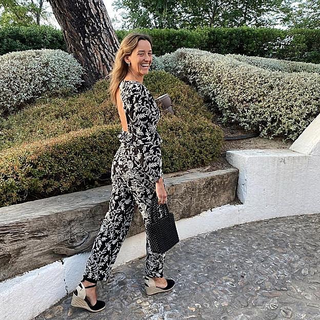 El conjunto con bordados barato para las noches de verano que todavía no han descubierto las adictas a Zara