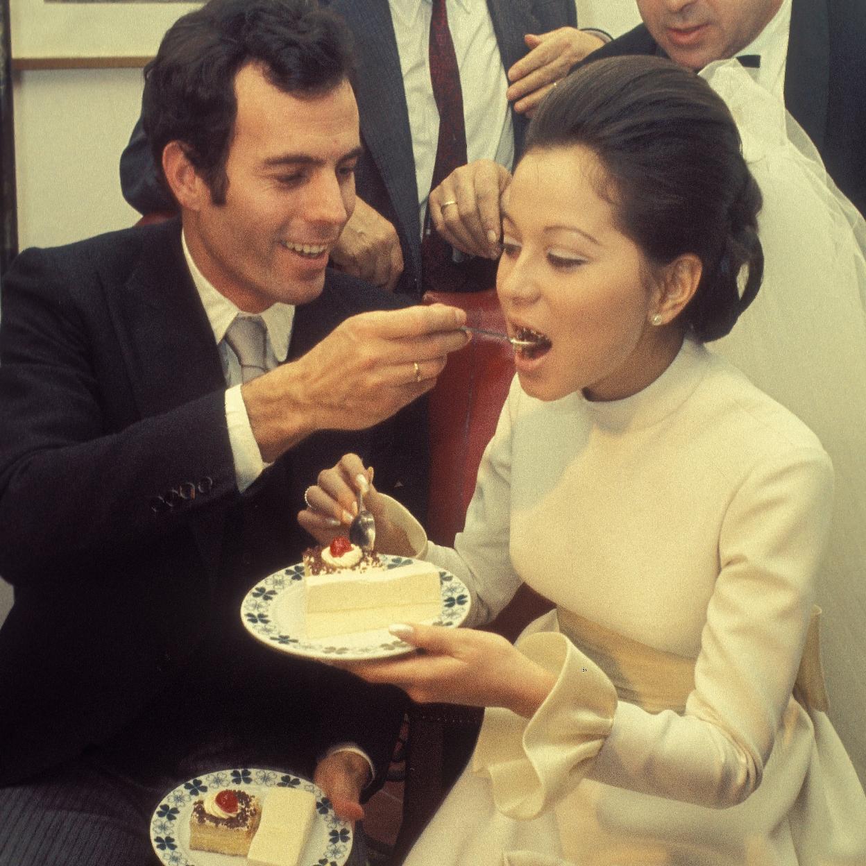 Isabel Presyler en su boda con Julio Iglesias