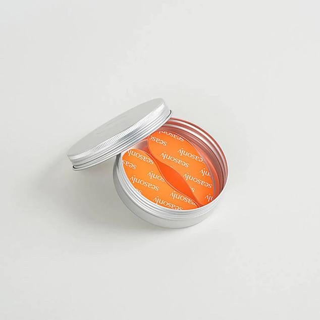 Los parches reutilizables para los ojos de Seasonly potencian la penetración de los activos.  Cómpralo aquí