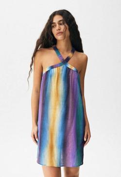 Imagen secundaria 2 - Estos vestidos de corte mini que te convertirán en la mejor vestida del verano