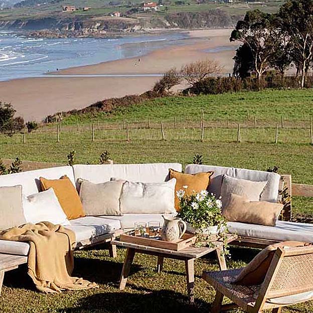 Imagen principal - Fotos del interior de la casa en la que se esconde Shakira después de su separación de Piqué.