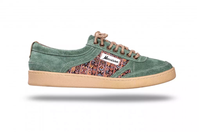 Fabricadas con un serraje color verde menta. Llevan un estampado étnico y cordones de Yute, además la suela de color vainilla está hecha de goma reciclada y cosida a mano. De Morrisson. Precio rebajado: 75,05 €.